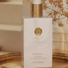 PRIVATE COLLECTION Hand Wash