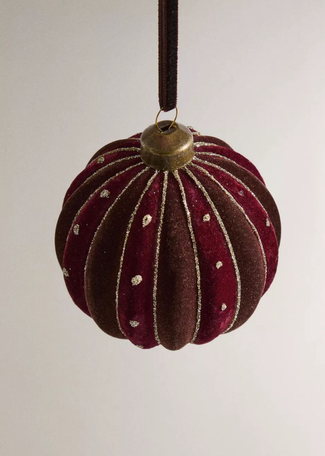 ENFEITE ÁRVORE BOLA VELUDO NATAL