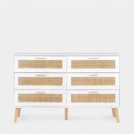 Cómoda infantil com 6 gavetas em madeira na cor branca e rattan natural
