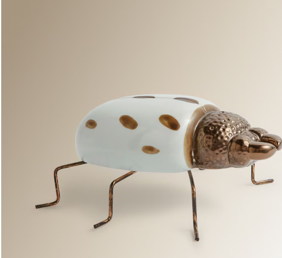 Figura escaravelho Ants