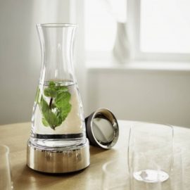 Garrafa com Base Refrigeradora